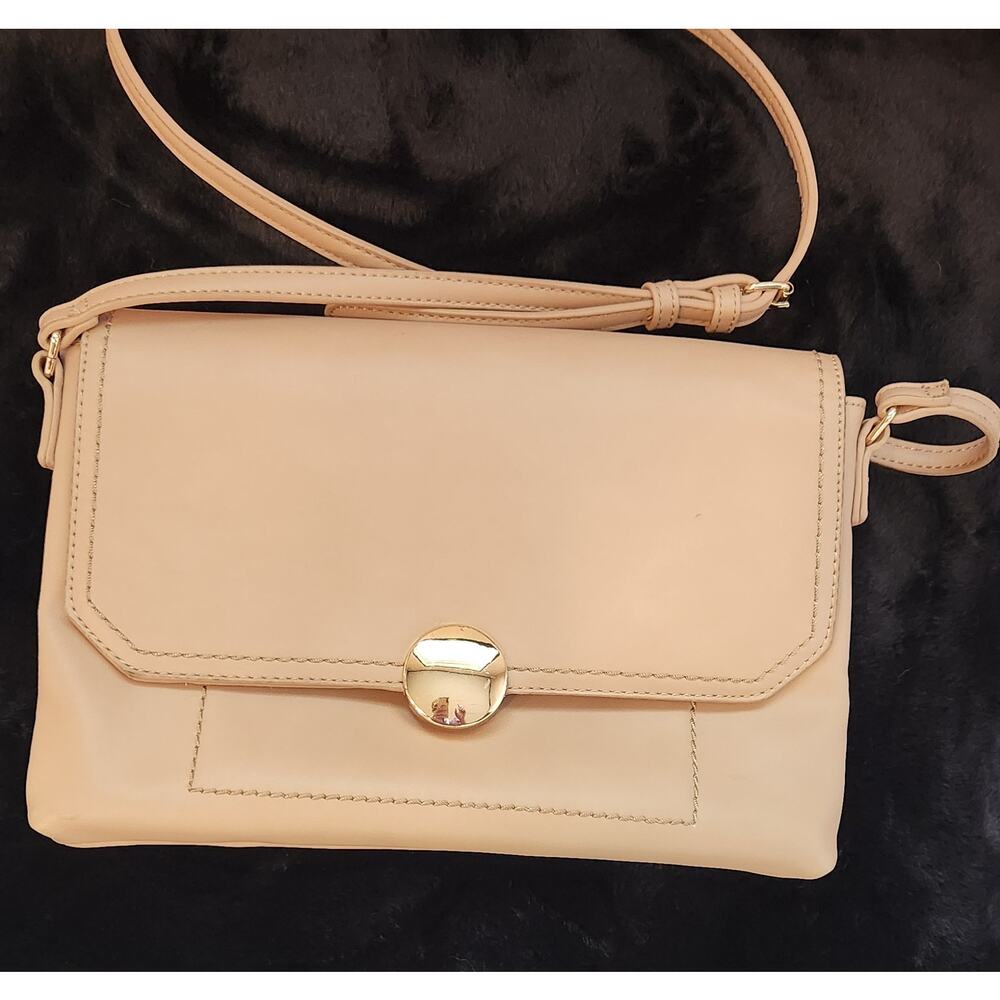 Kaari Blue Ladies Medium‎ Size Tan Faux Leather Crossbody Purse Gold Hardware...